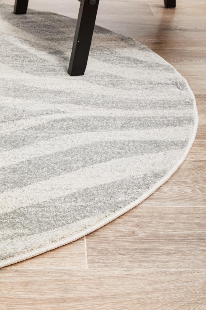 Monochrome Round Rug - Savannah.