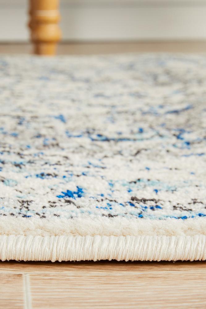 Waken Runner Rug - White Mist.