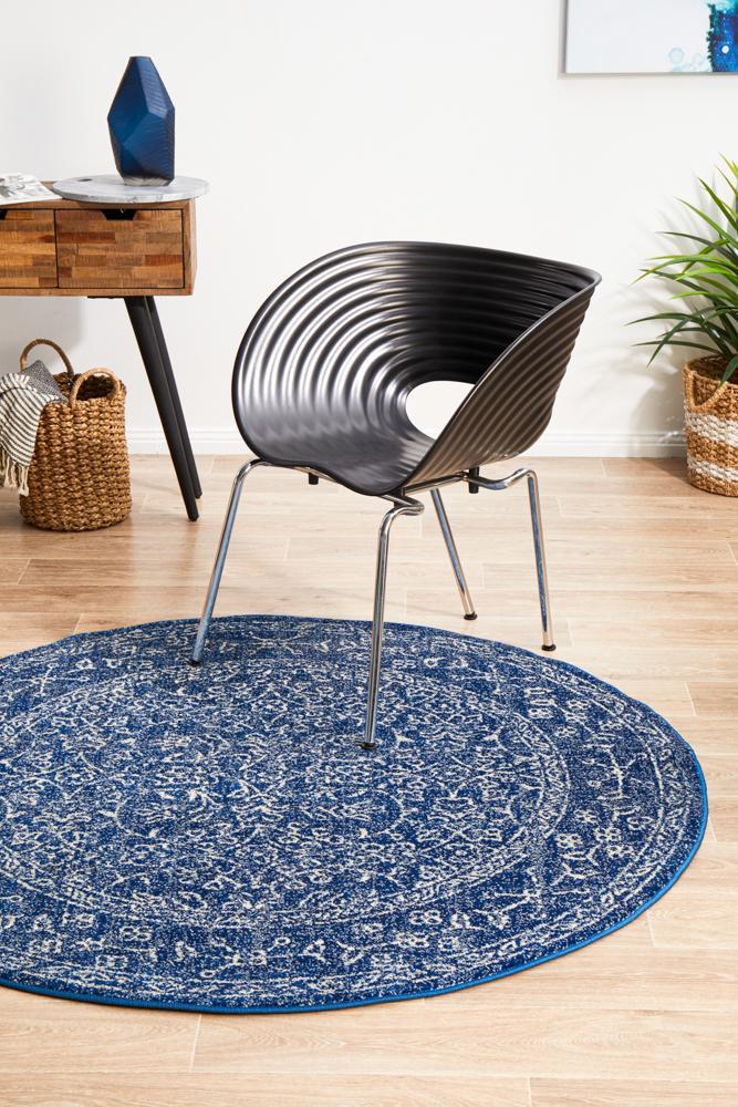 Waken Round Rug - Navy.