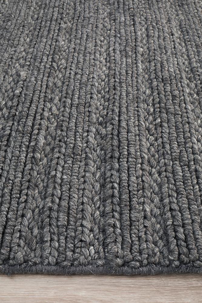 Crop 801 Charcoal Rug.