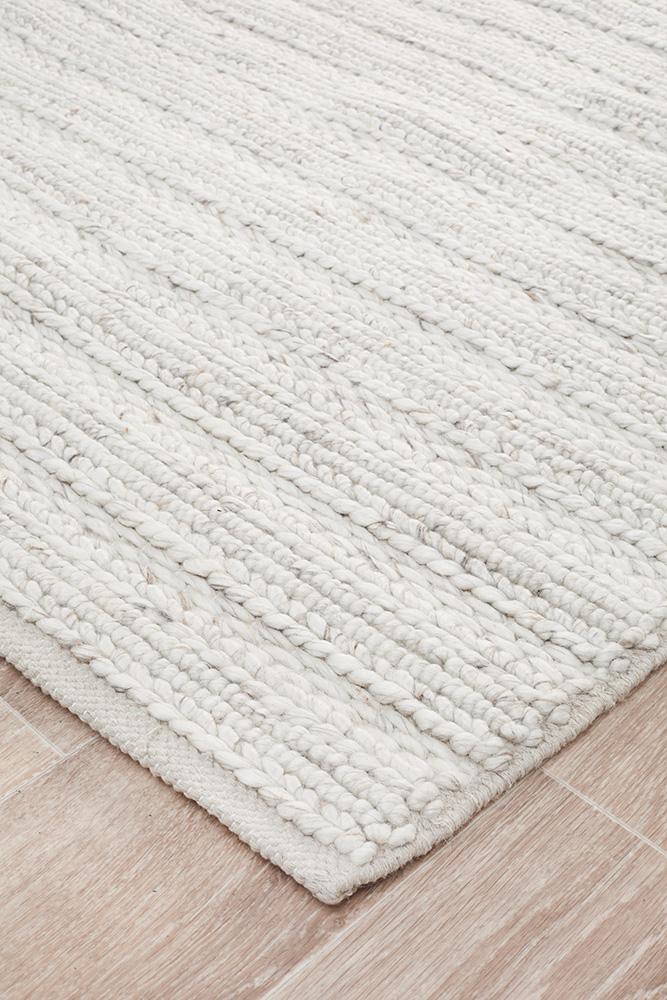 Crop 801 Ivory Rug.