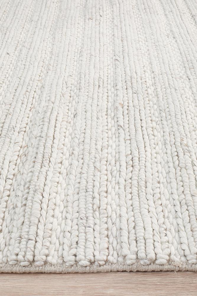 Crop 801 Ivory Rug.