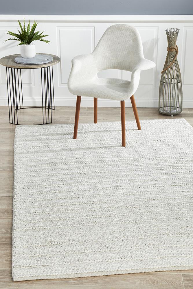 Crop 801 Ivory Rug.