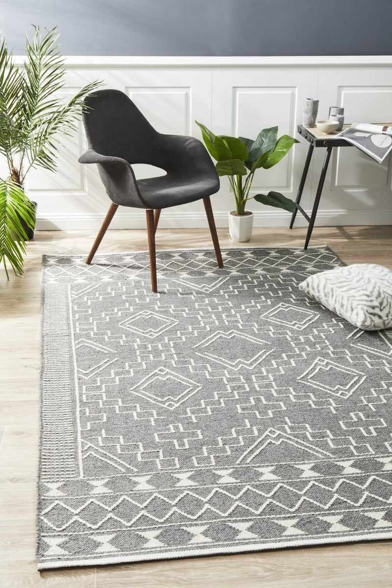 Salena Rug Grey.