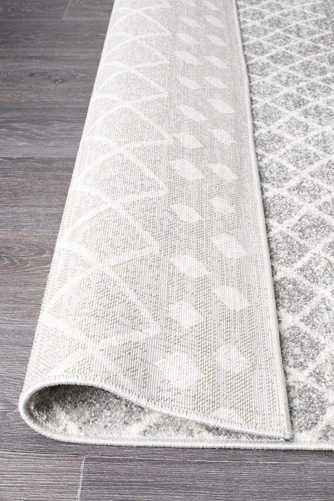 Bayview Nadia Grey Rustic Tribal Rug.