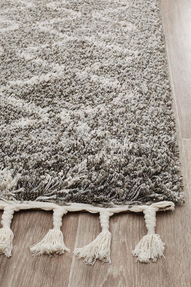 Kesar 11 Grey Runner Rug.