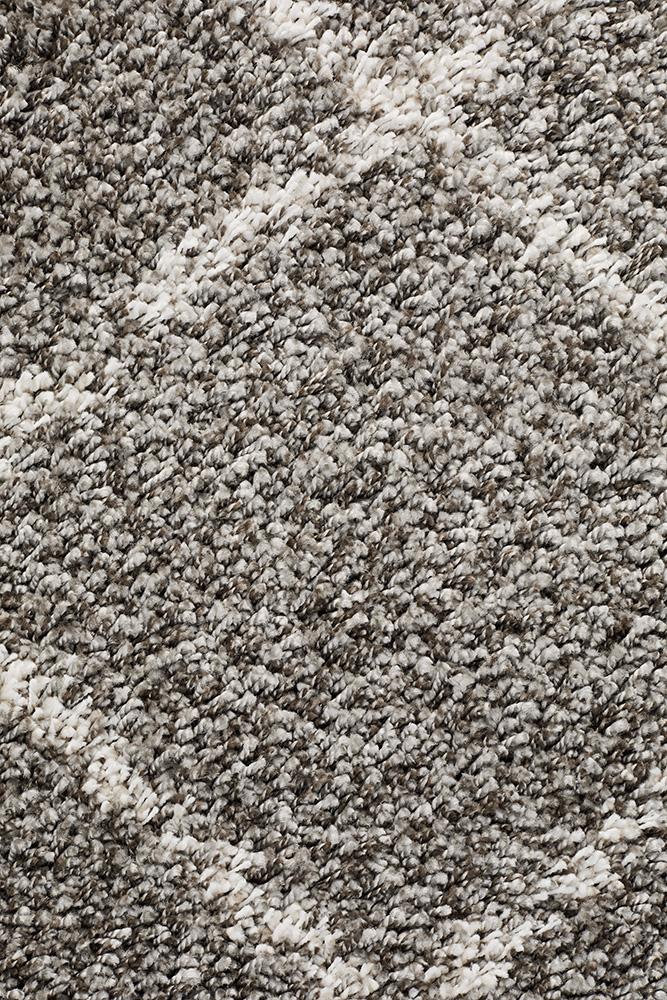 Kesar 22 Grey Runner Rug.