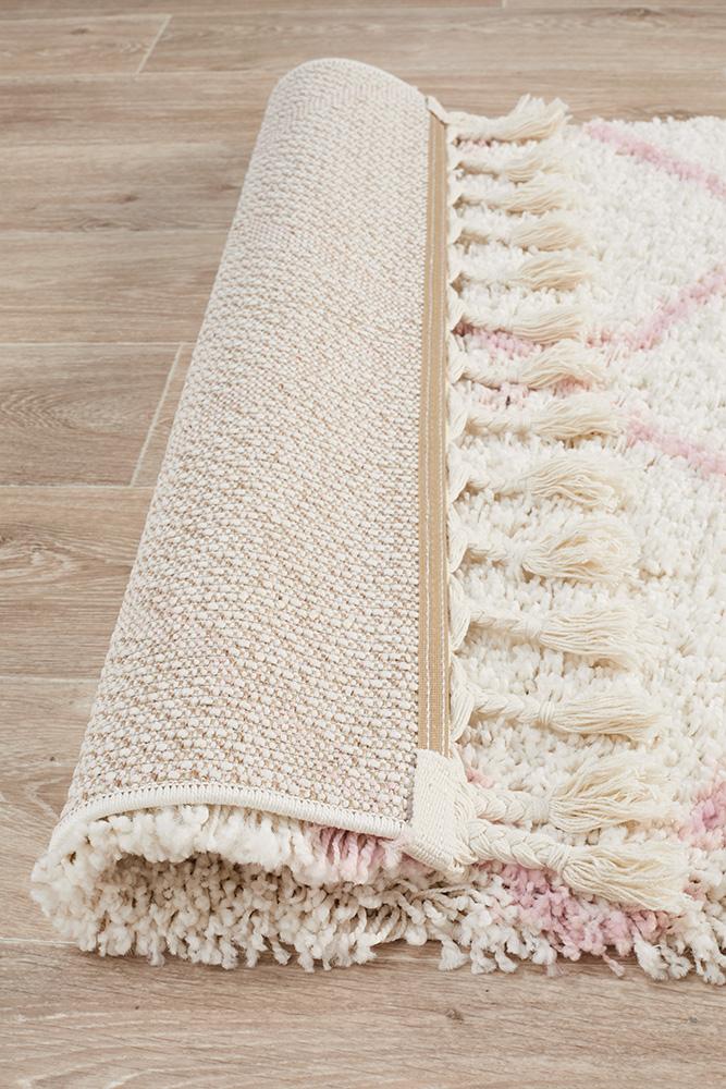 Kesar 22 Pink Runner Rug.