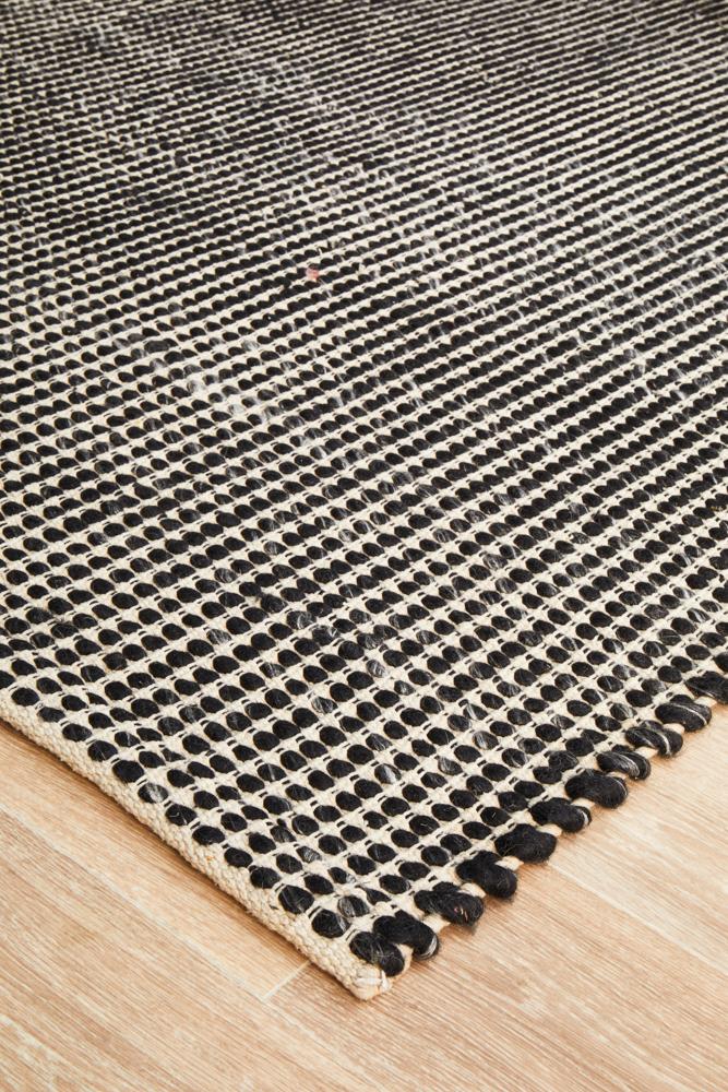 Nordicnavian 300 Black Rug.