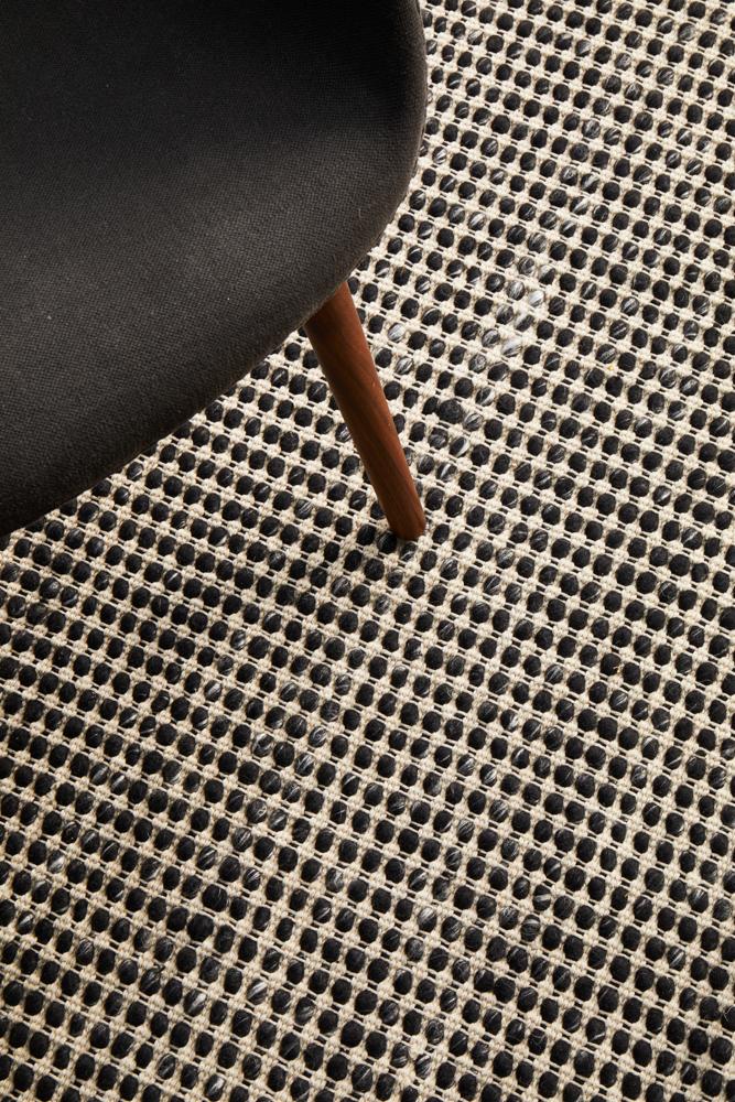 Nordicnavian 300 Black Rug.