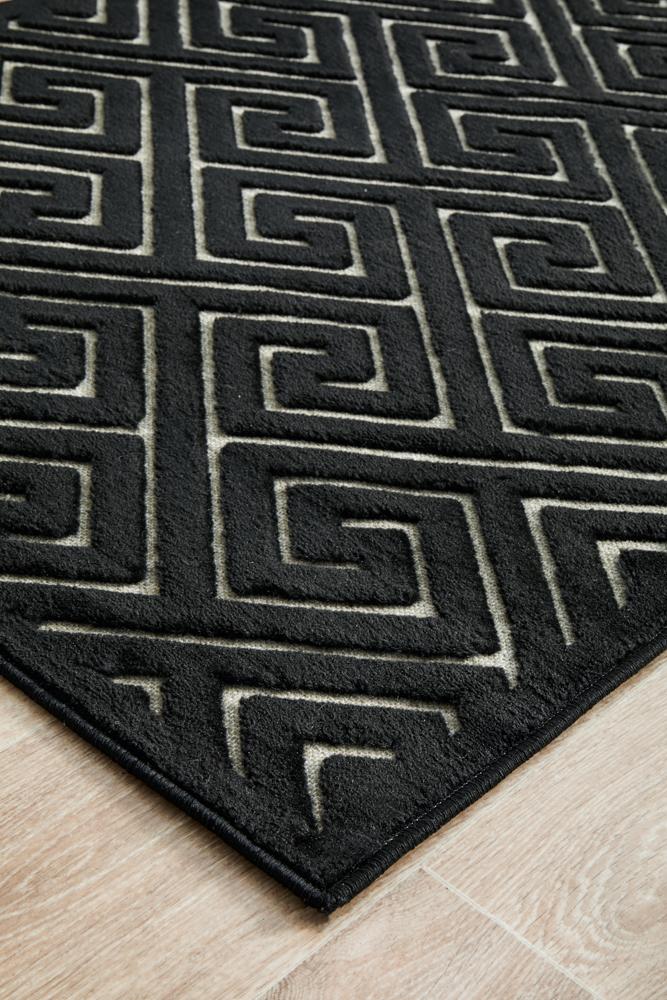 York Alice Black & Gold Runner Rug.