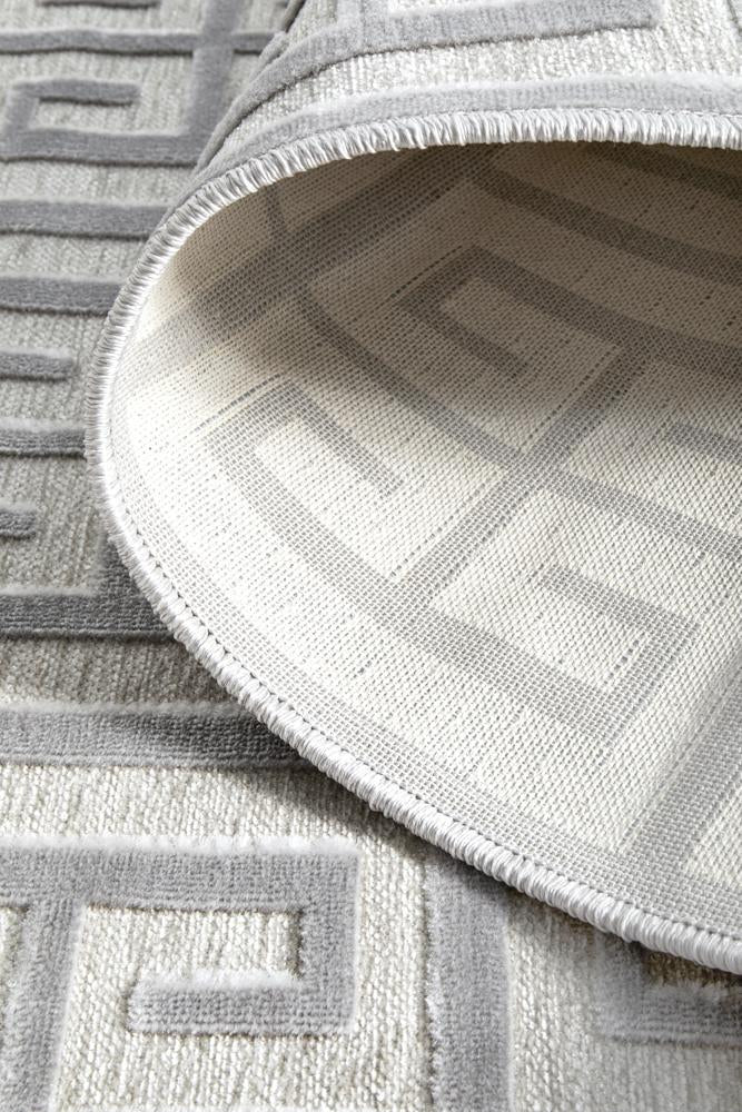 York Brenda Silver Runner Rug.